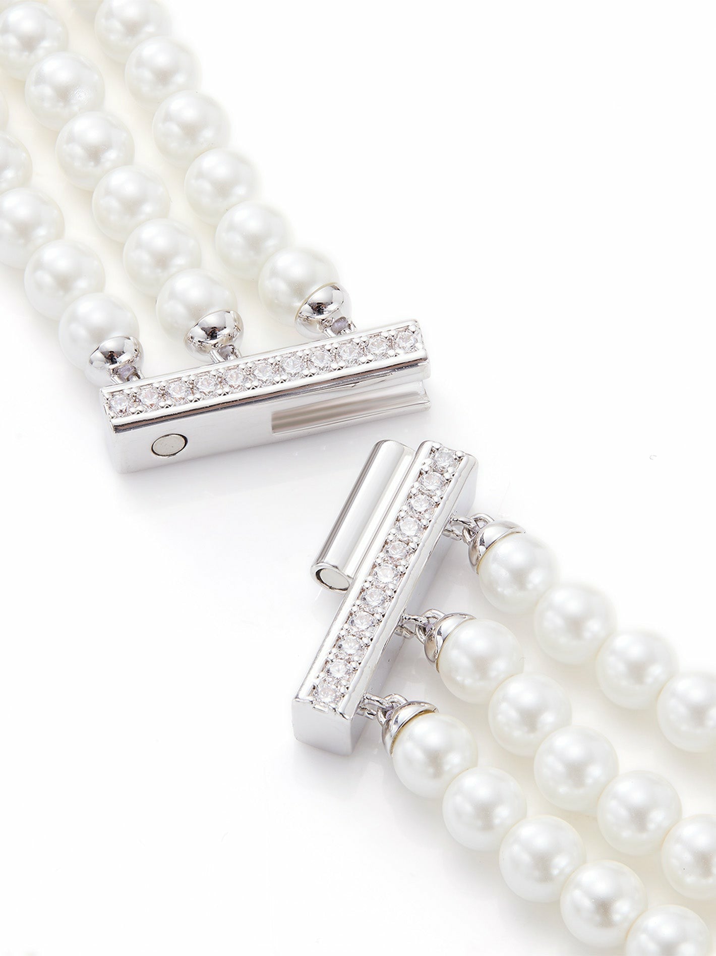 Nana Jacqueline Maxine Necklace: White Pearl Necklace for Bridal Shower White