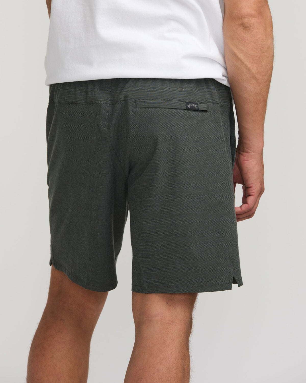 Billabong Crossfire Elastic Submersible 18" Hybrid Shorts - Asphalt