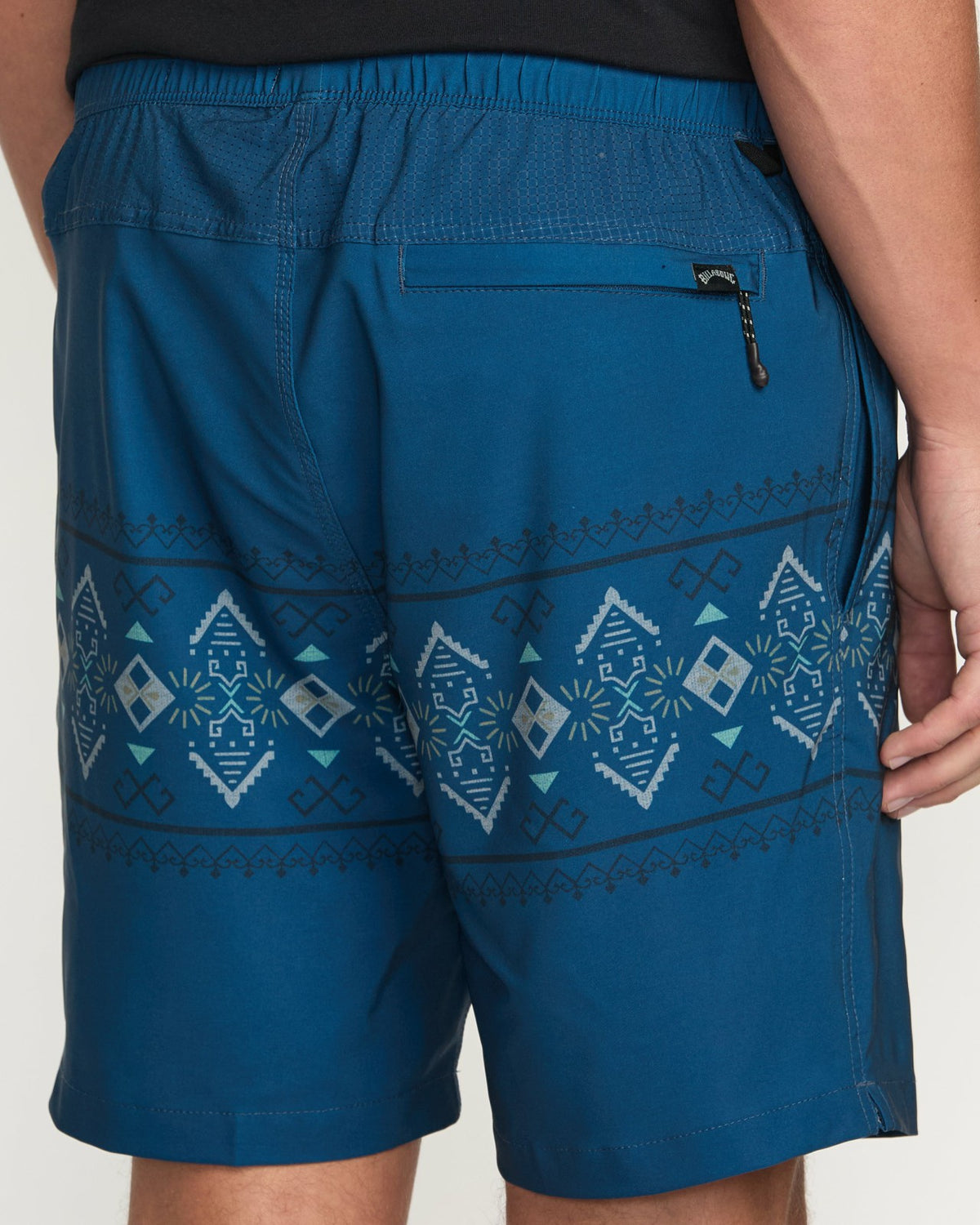 Billabong Surftrek Elastic Submersible 17" Hybrid Shorts - Deep Blue