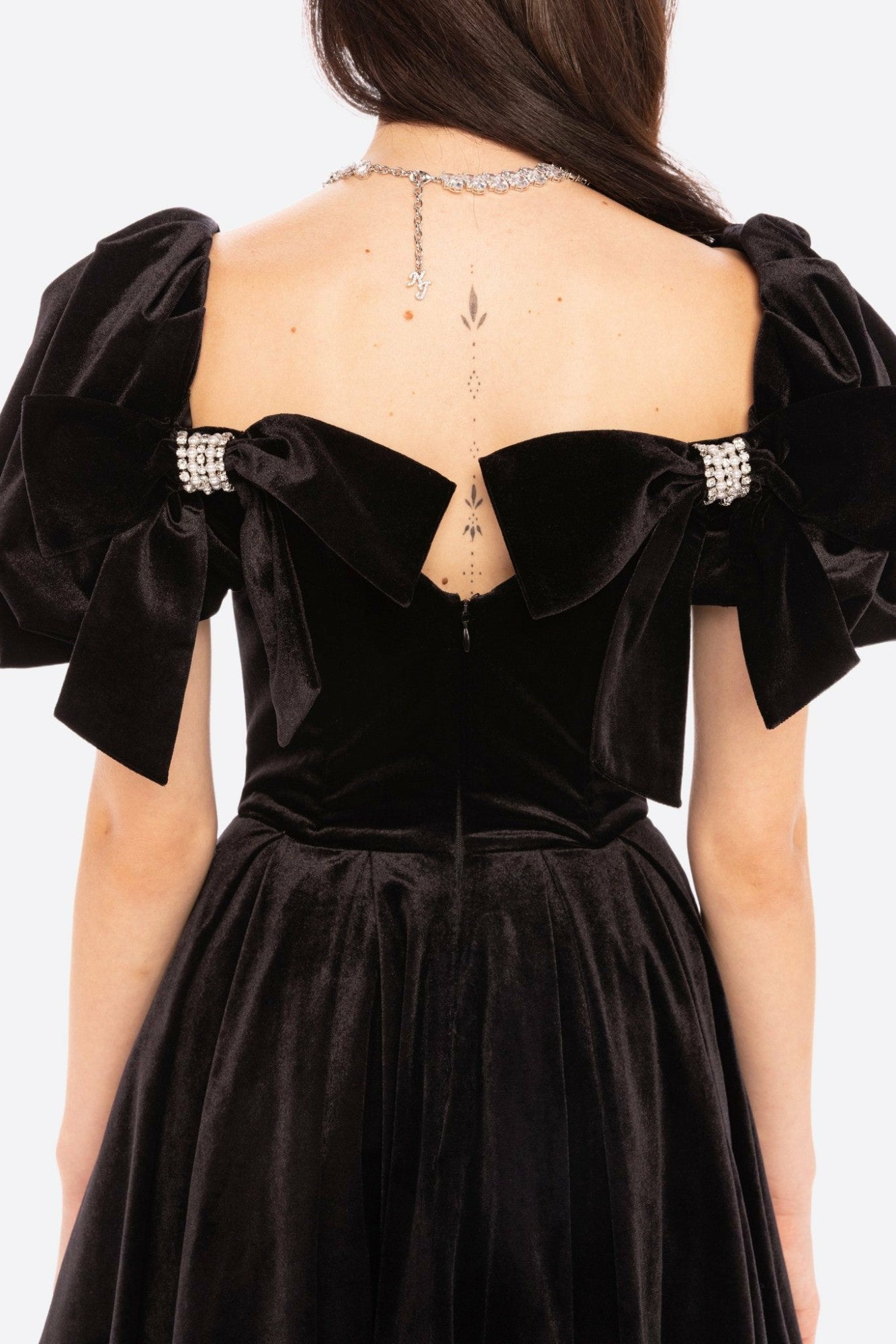 Nana Jacqueline Lillian Velvet Mini Dress: Black Mini Dress for Cocktail Party Black