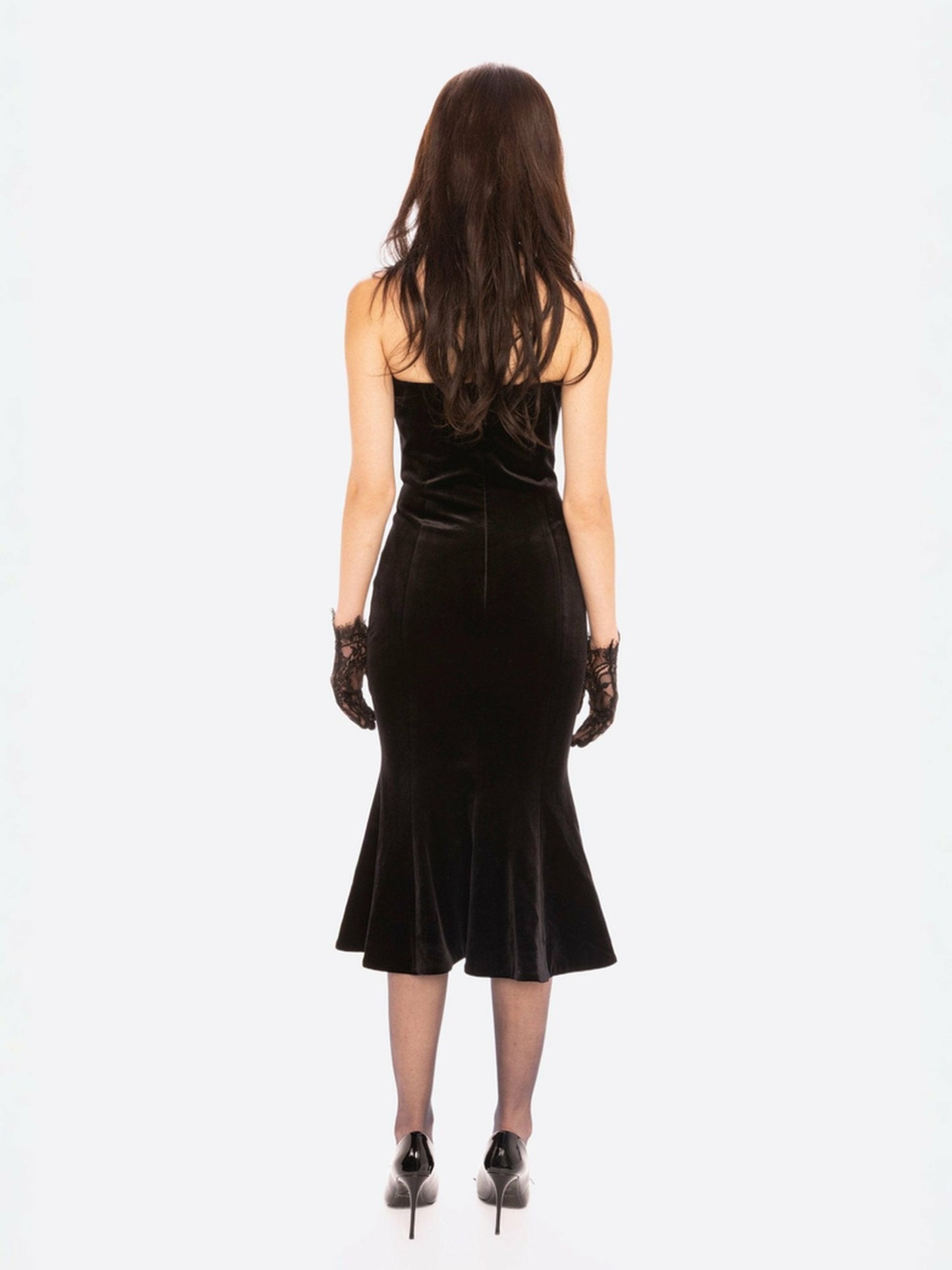 Nana Jacqueline Althea Velvet Maxi Dress: Black Maxi Dress for Cocktail Party Black