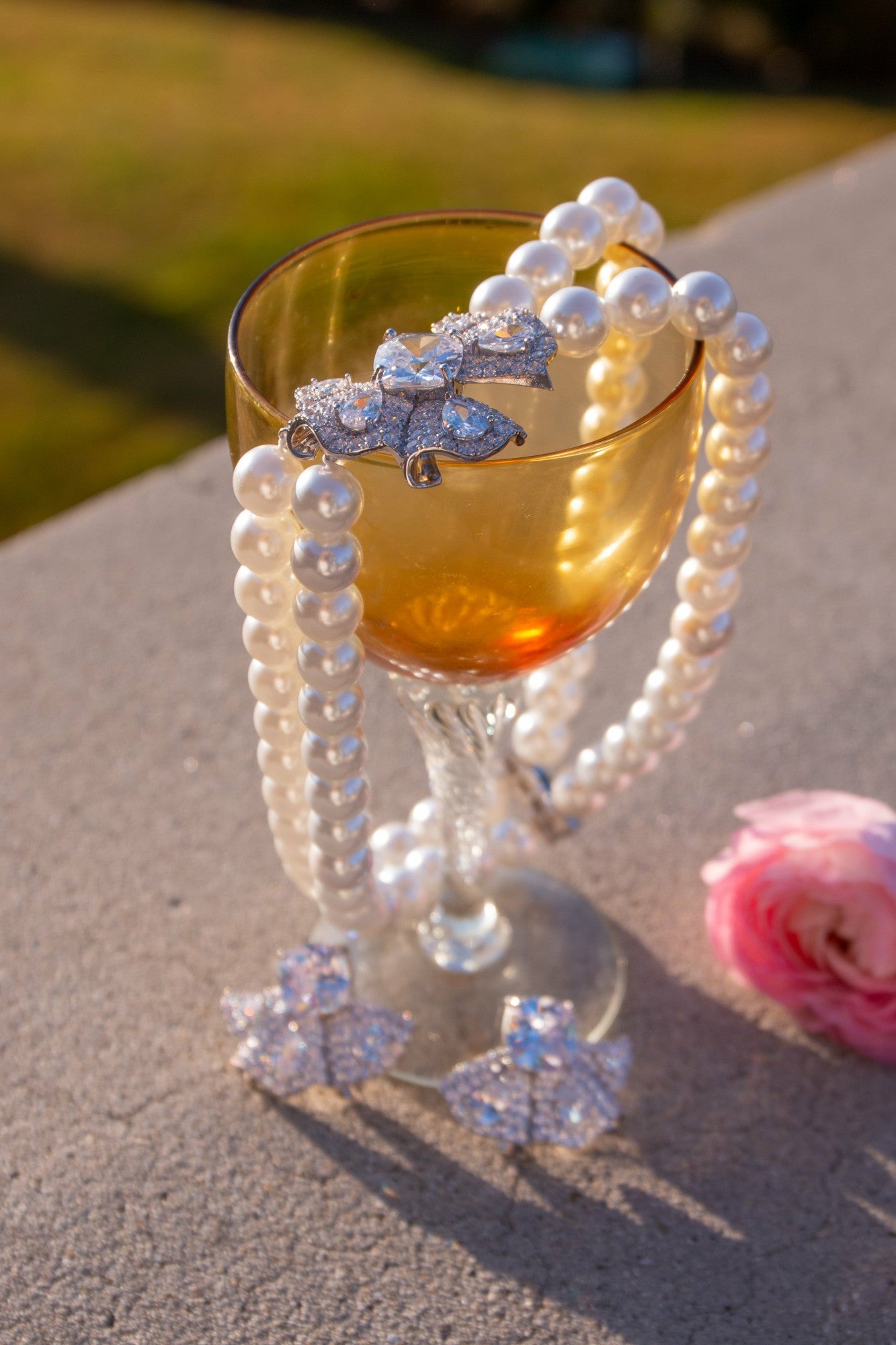 Nana Jacqueline Juliet Pearl Necklace: White Pearl Necklace for Bridal Shower White