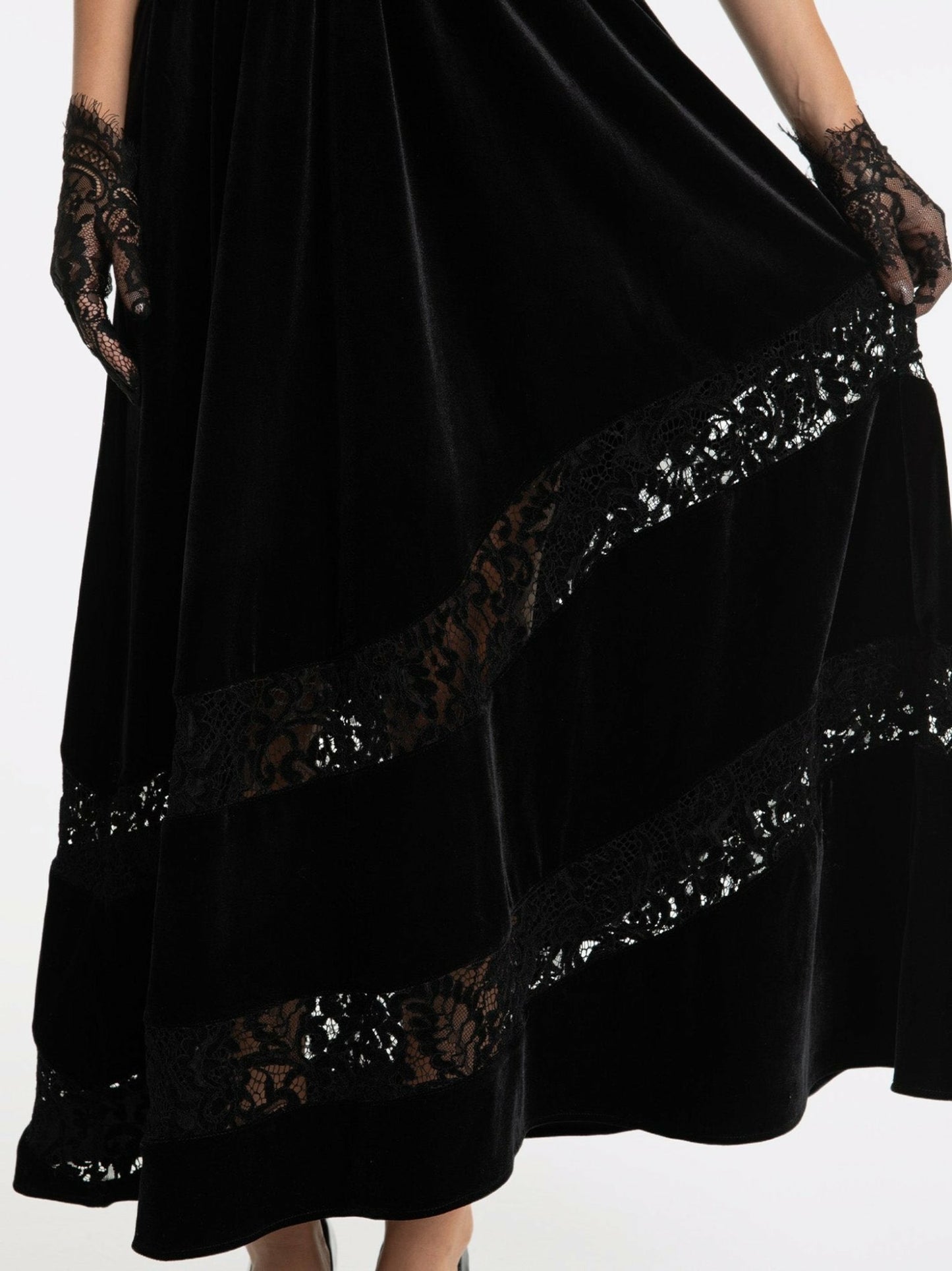 Nana Jacqueline Maxine Velvet Dress: Black Maxi Dress for Cocktail Party Black