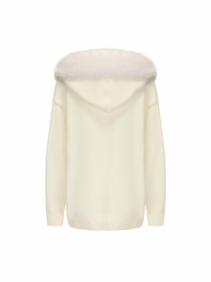 Nana Jacqueline Ava Fur Sweatshirt: White Knit Sweatshirt for Ski Trip White