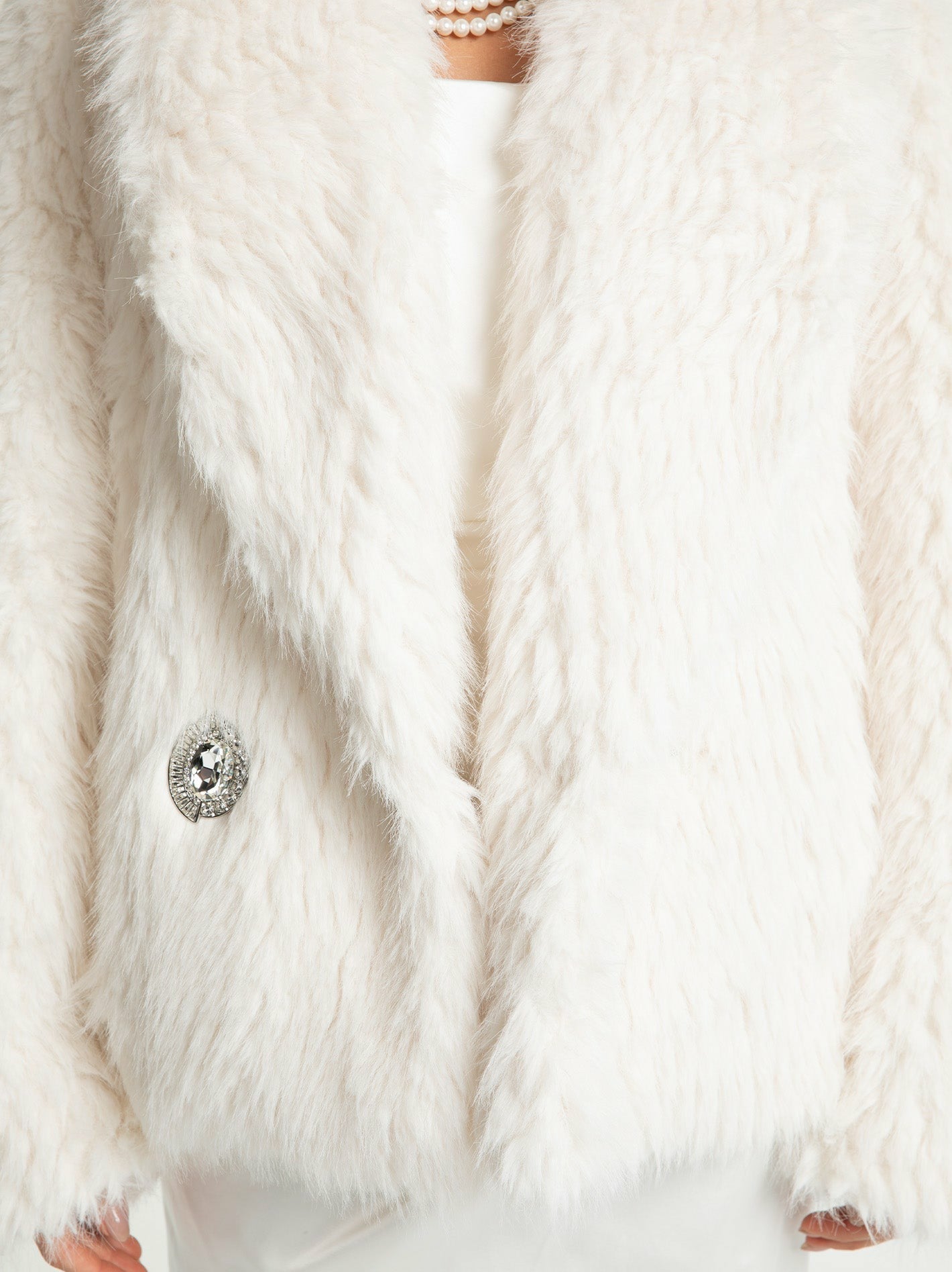 Nana Jacqueline Alyssa Fur Coat: White Fur Coat for Winter Party White