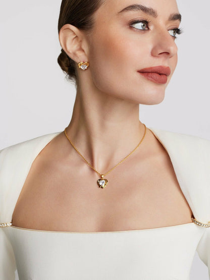 Nana Jacqueline Mirabel Necklace: White Necklace for Date Night White