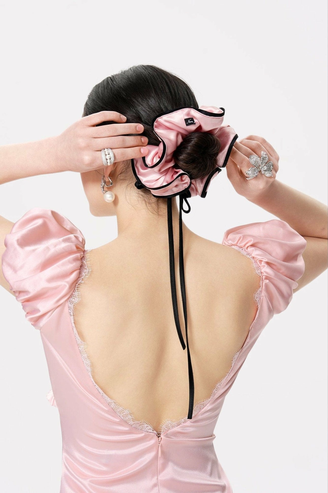 Nana Jacqueline Marlene Scrunchie: Pink Scrunchie for Brunch Pink