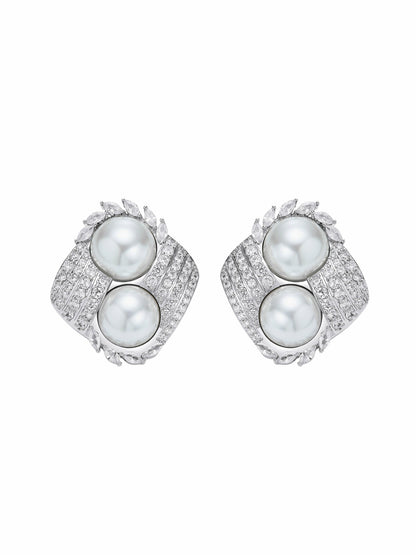 Nana Jacqueline Amoura Double Pearl White Earrings White