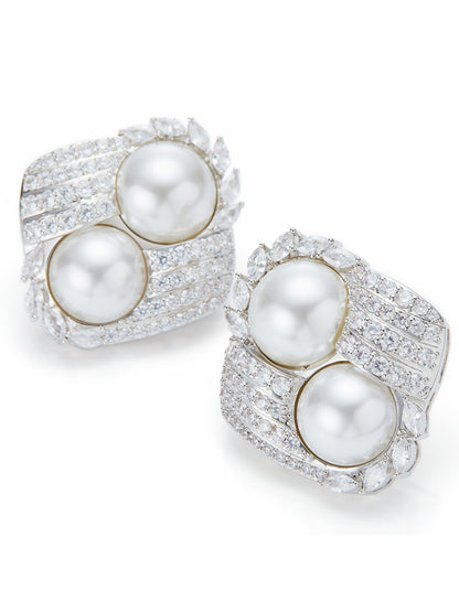 Nana Jacqueline Amoura Double Pearl White Earrings White
