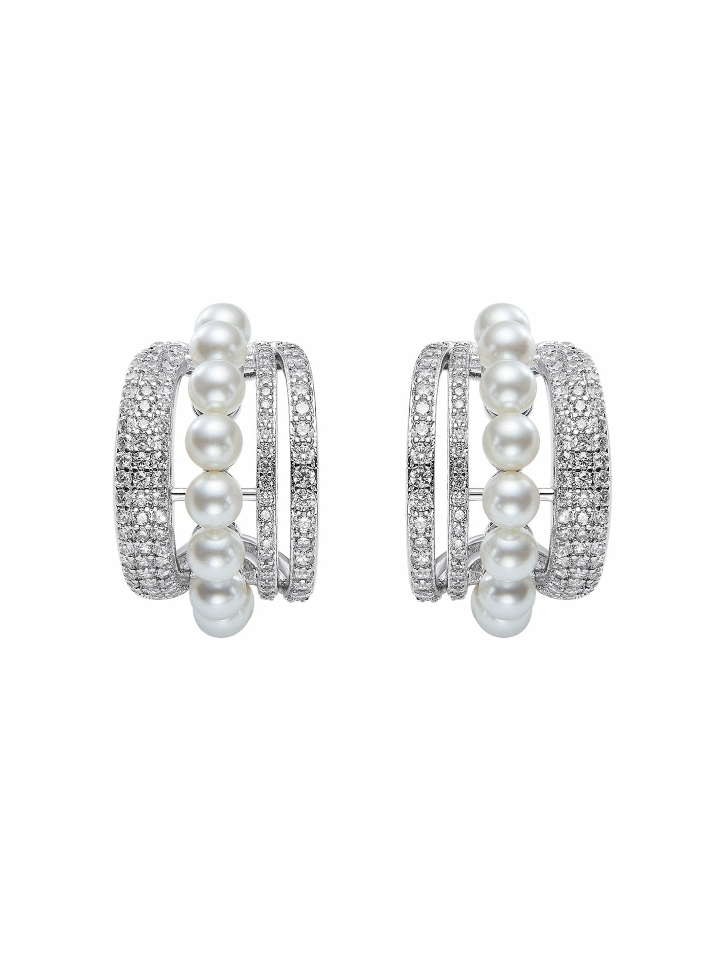 Nana Jacqueline Fauna Curved Pearl White Earrings White