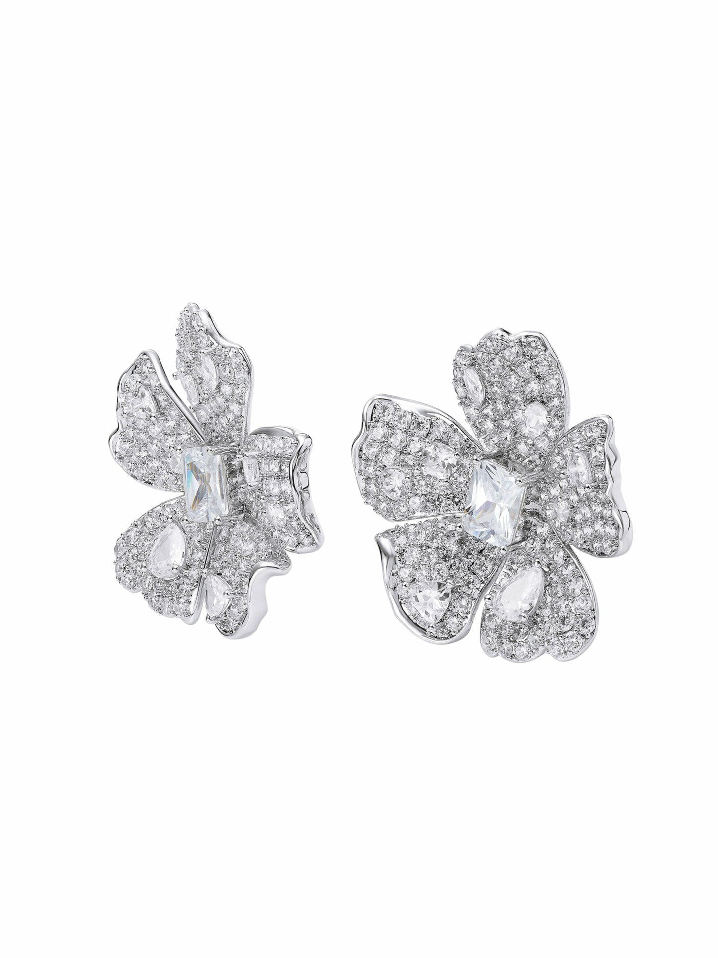 Nana Jacqueline Flora Floral Crystal White Earrings White