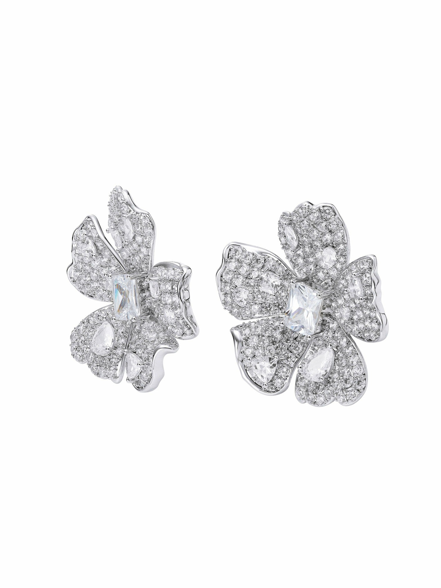 Nana Jacqueline Flora Floral Crystal White Earrings White