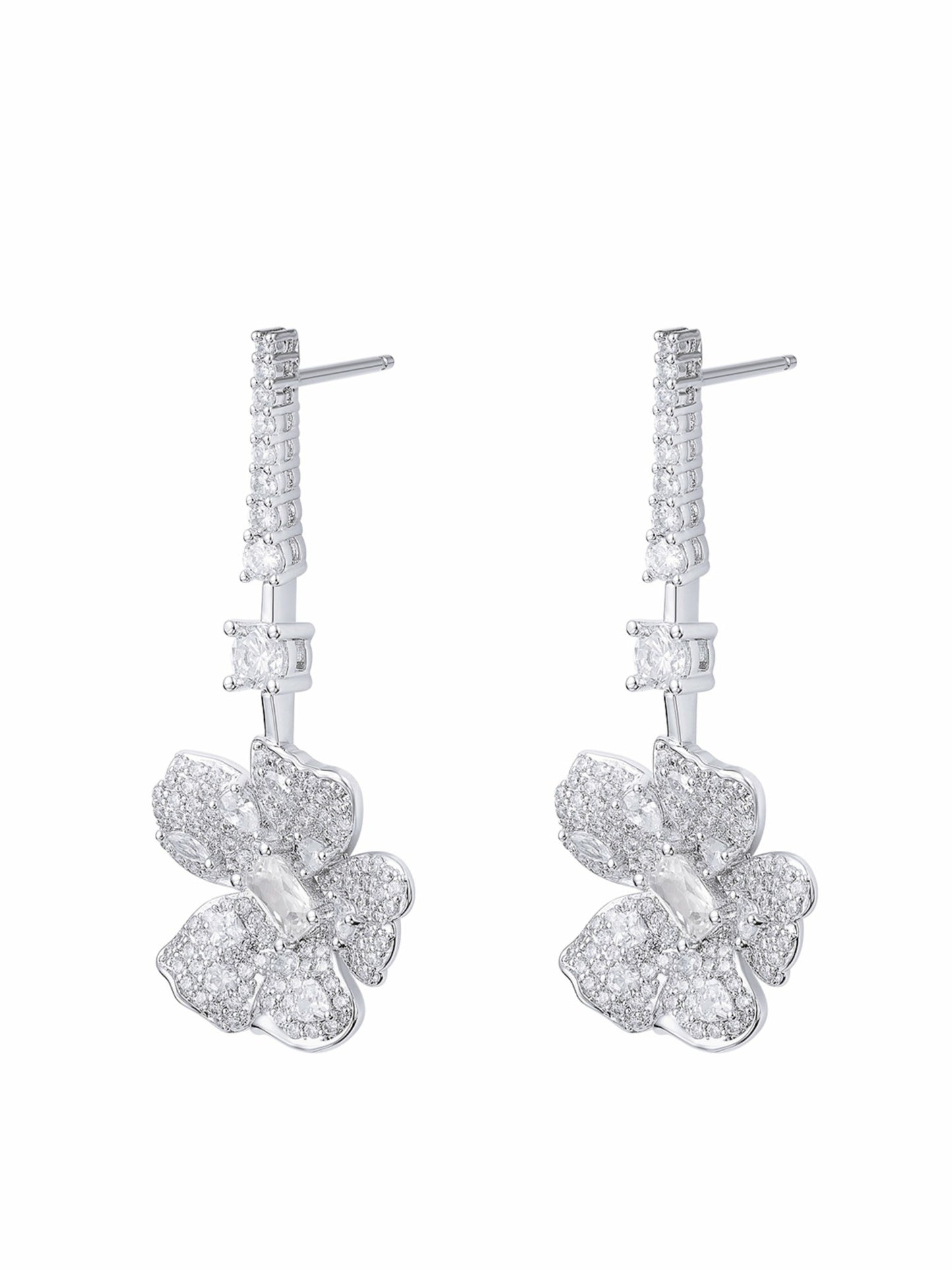 Nana Jacqueline Isadora Floral Drop White Earrings White
