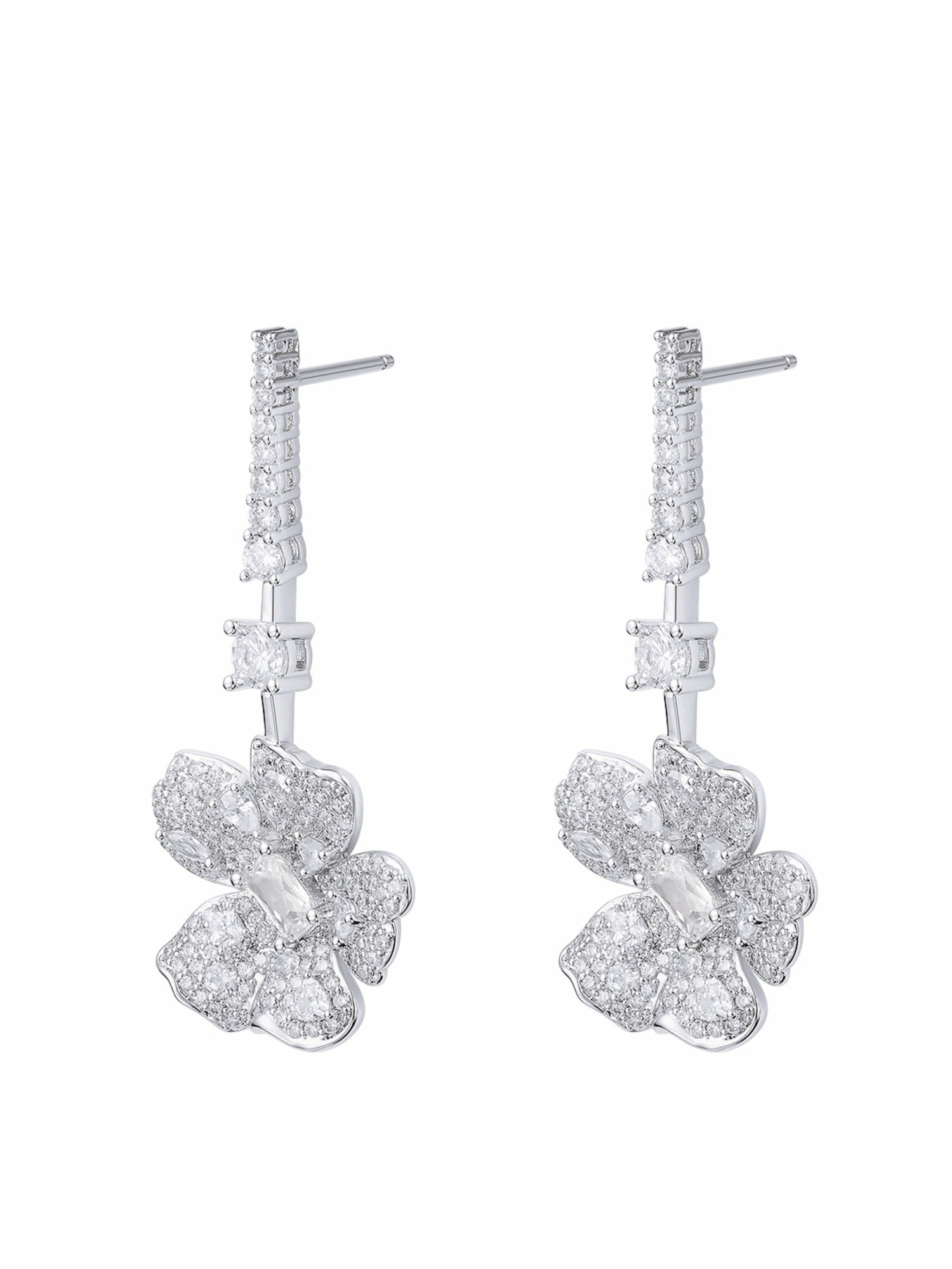 Nana Jacqueline Isadora Floral Drop White Earrings White