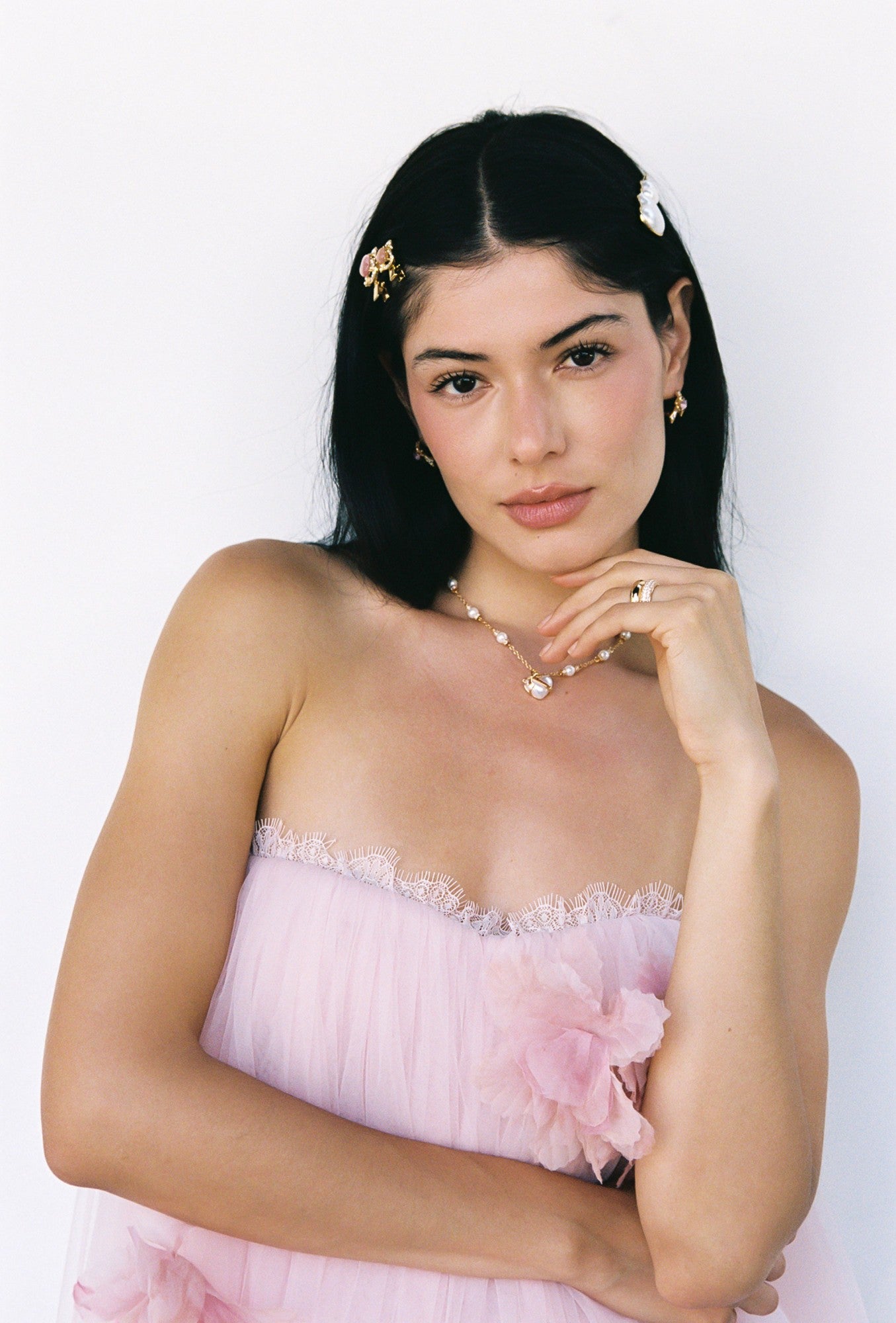 Nana Jacqueline Amor Necklace: White Pearl Necklace for Bridal Shower White