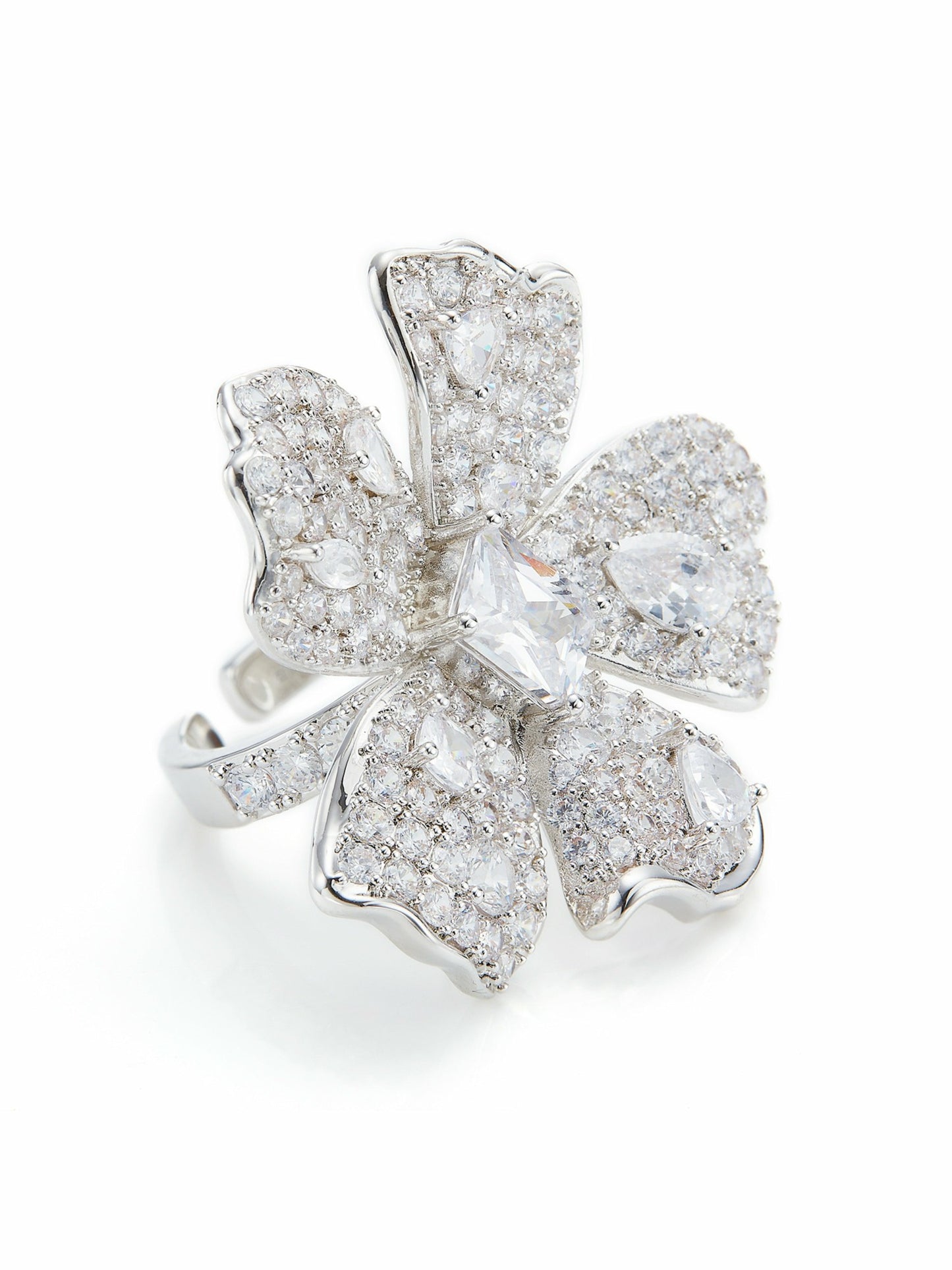 Nana Jacqueline Lyra Floral Crystal White Ring White