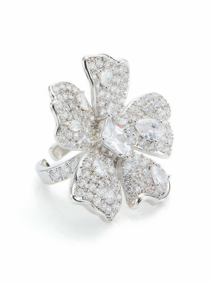 Nana Jacqueline Lyra Floral Crystal White Ring White