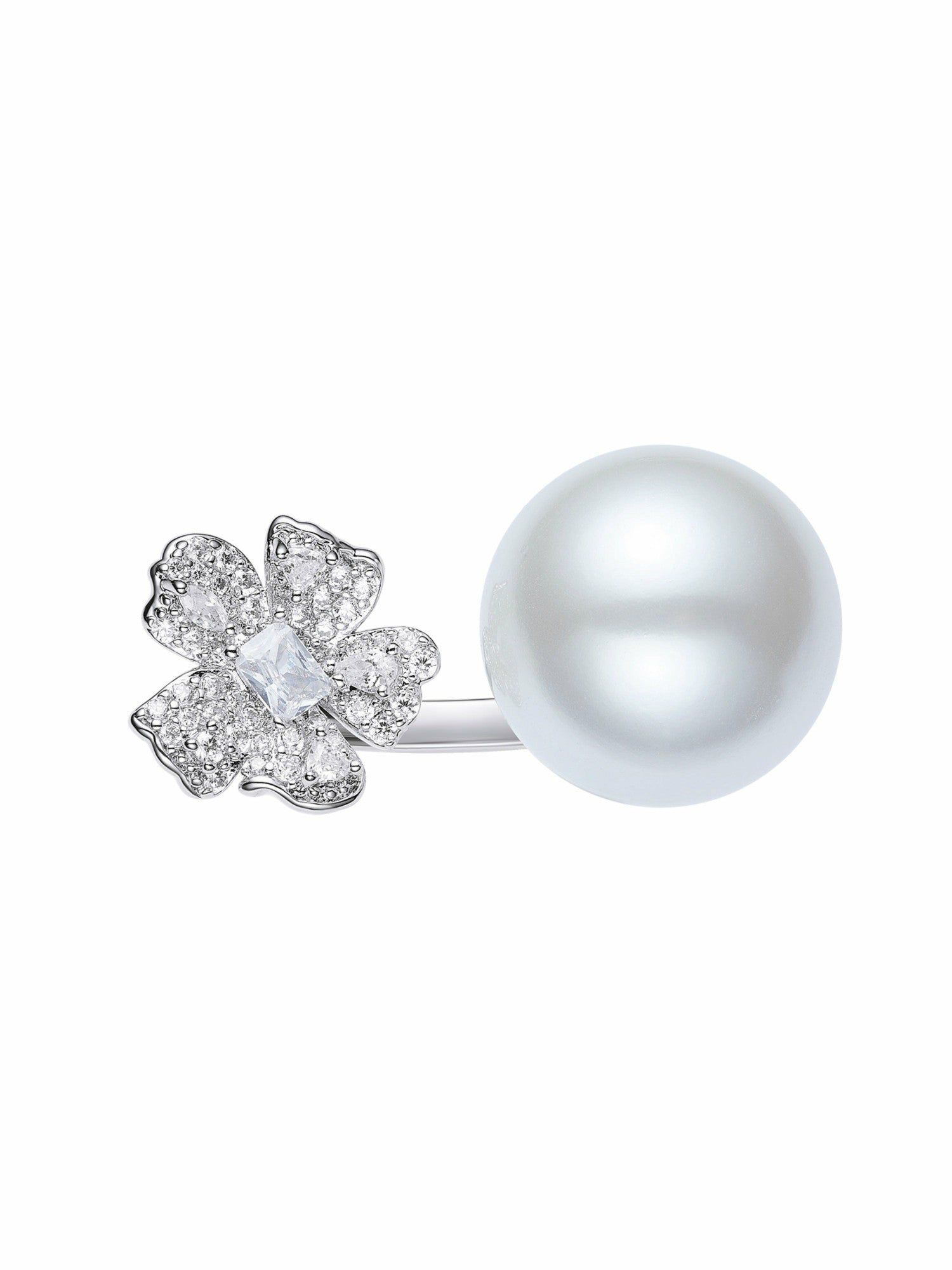 Nana Jacqueline Celina Pearl Flower White Ring White