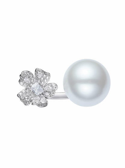 Nana Jacqueline Celina Pearl Flower White Ring White