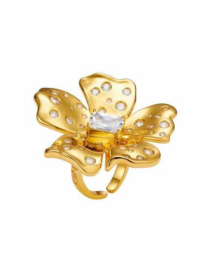 Nana Jacqueline Talluah Floral Crystal Gold Ring Gold