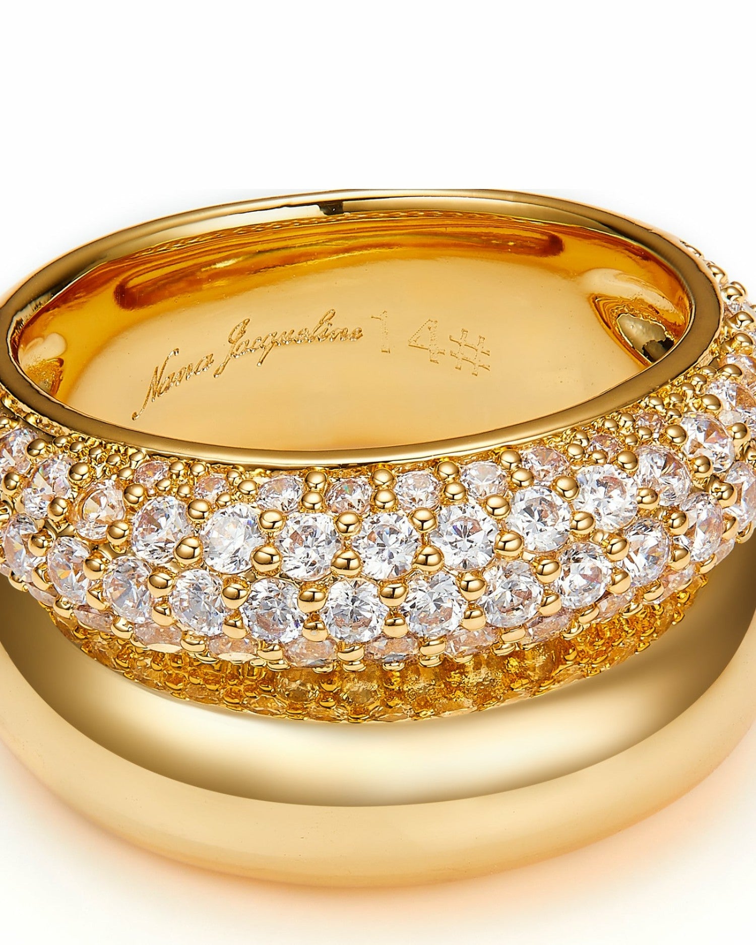 Nana Jacqueline Théa Ring: Gold Ring for Evening Events Gold