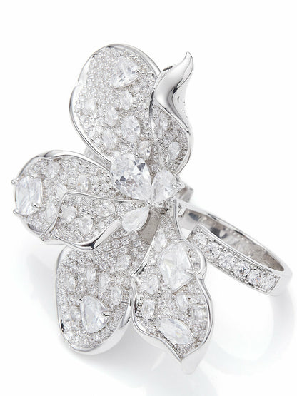 Nana Jacqueline Portia Ring: Silver Ring for Bridal Shower White