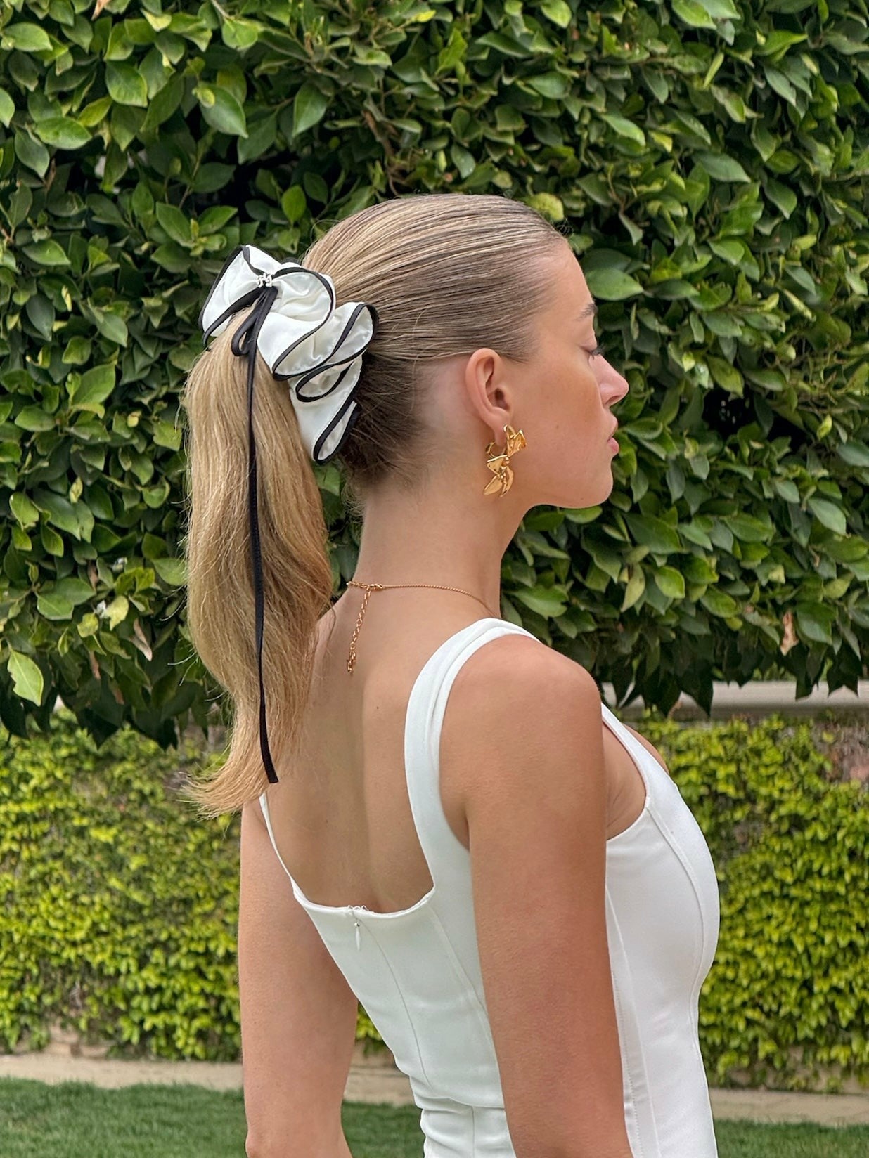 Nana Jacqueline Marlene Scrunchie: White Scrunchie for Bridal Shower White