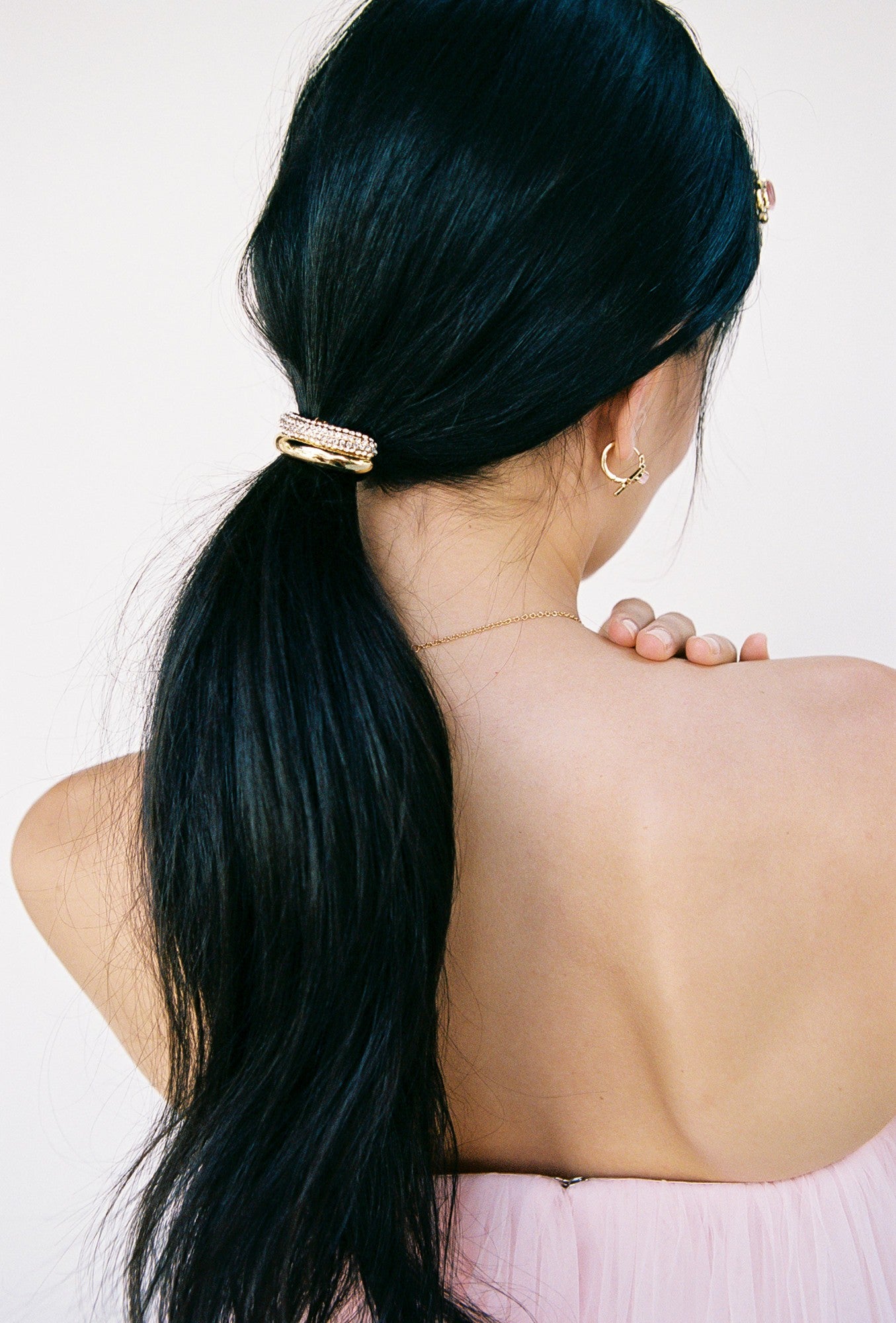 Nana Jacqueline Théa Hair Tie: Gold Hair Tie for Evening Hairstyles Gold