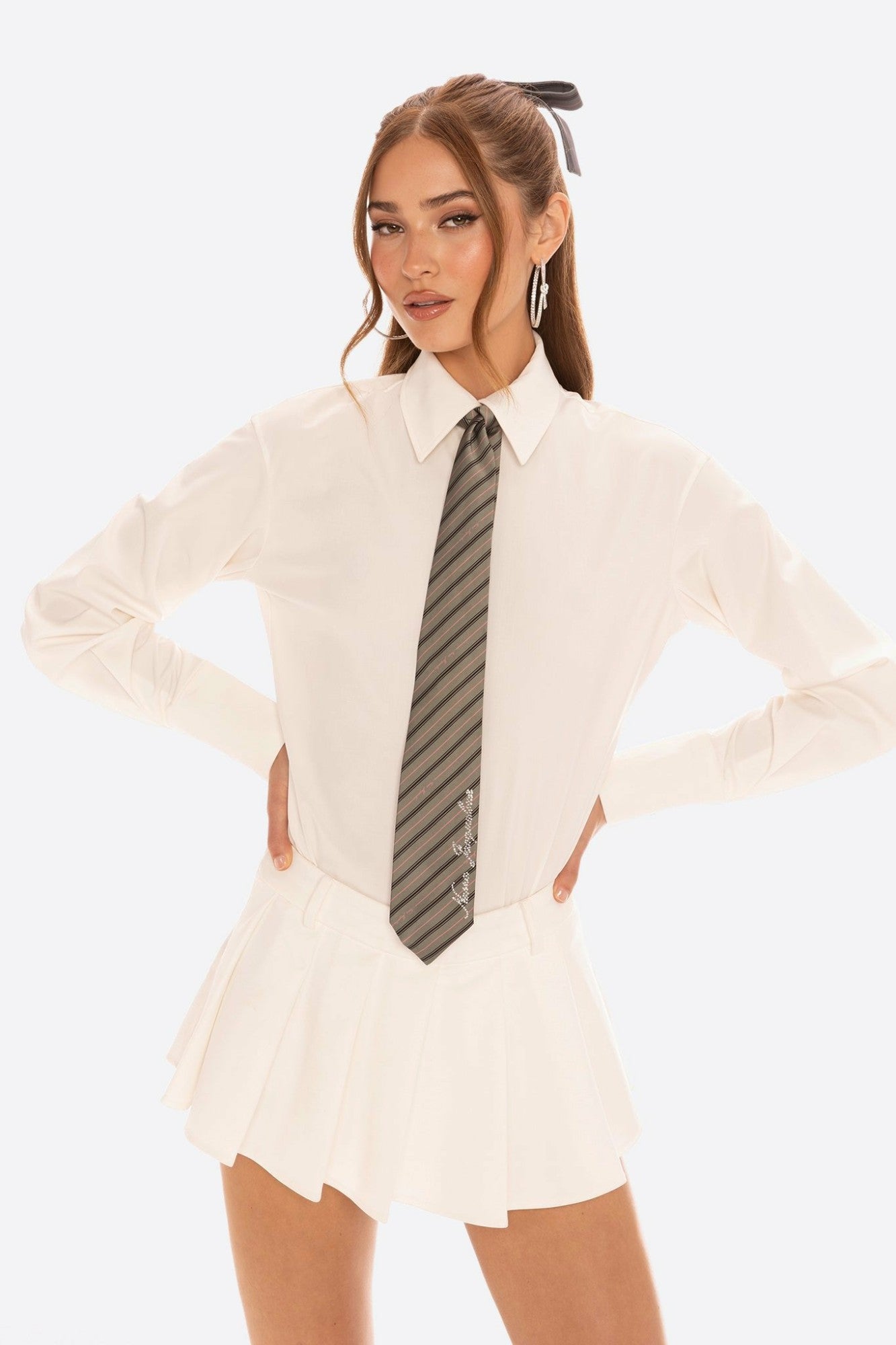Nana Jacqueline Amber Tie: Gray Tie for Preppy Outfit Gray