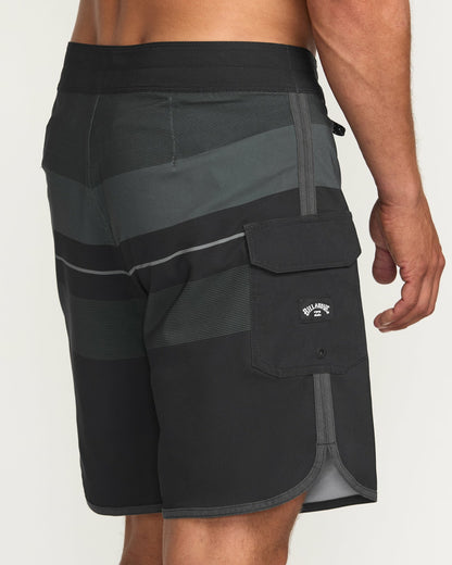 Billabong 73 Pro Performance 18" Boardshorts - Black
