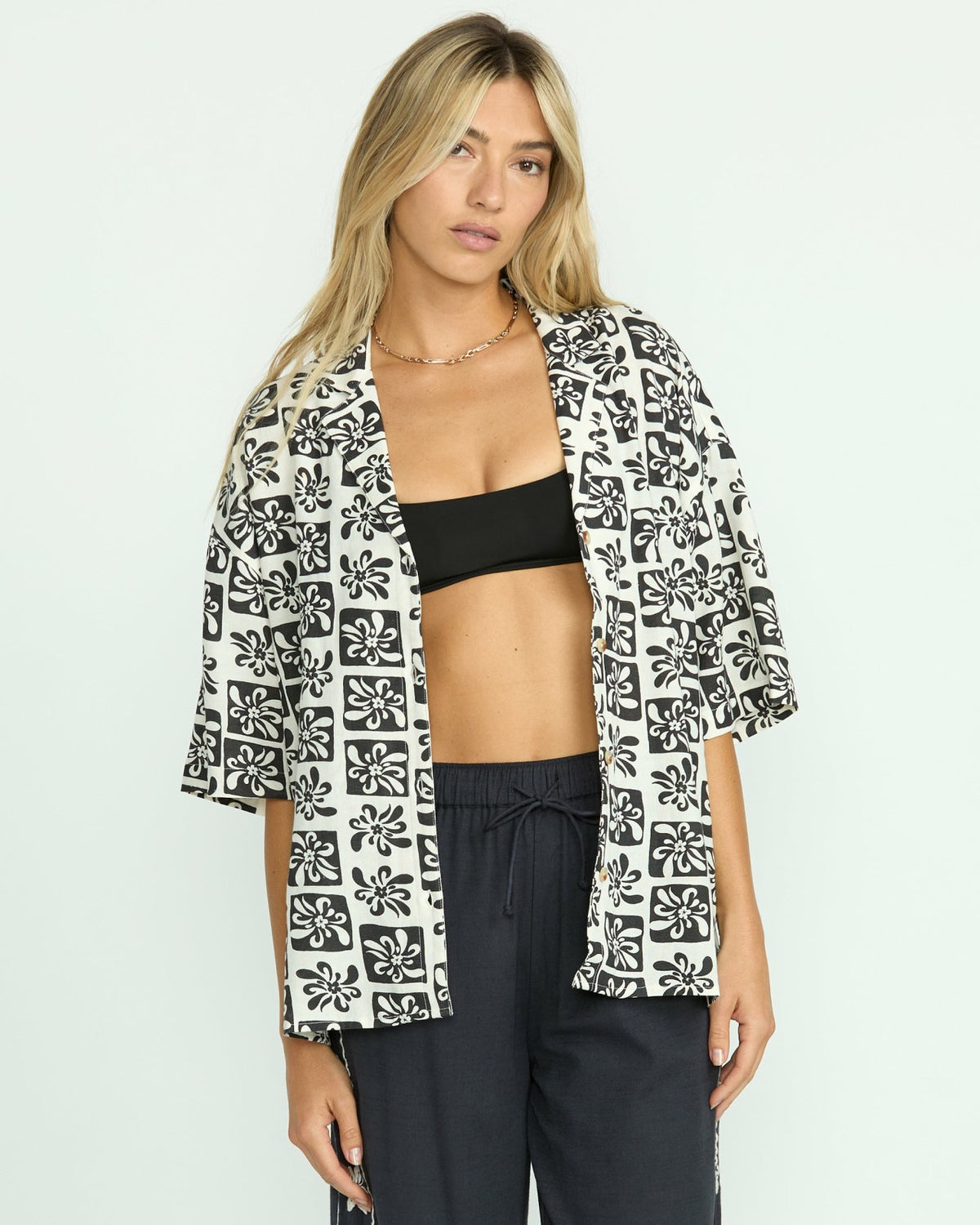 Billabong Beach Side Printed Short Sleeve Shirt - Black Sands