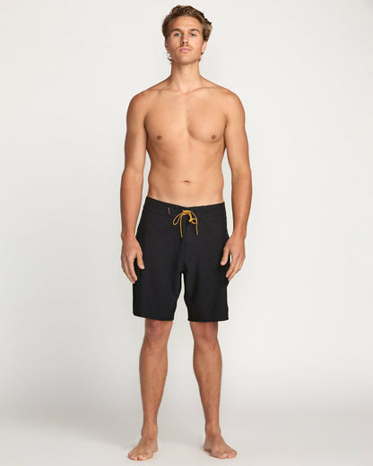 Billabong Billabong x Mami Wata Black Star Surf Pro Boardshorts - Black