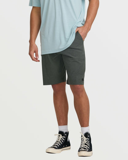 Billabong Crossfire Submersible 21" Hybrid Shorts - Asphalt
