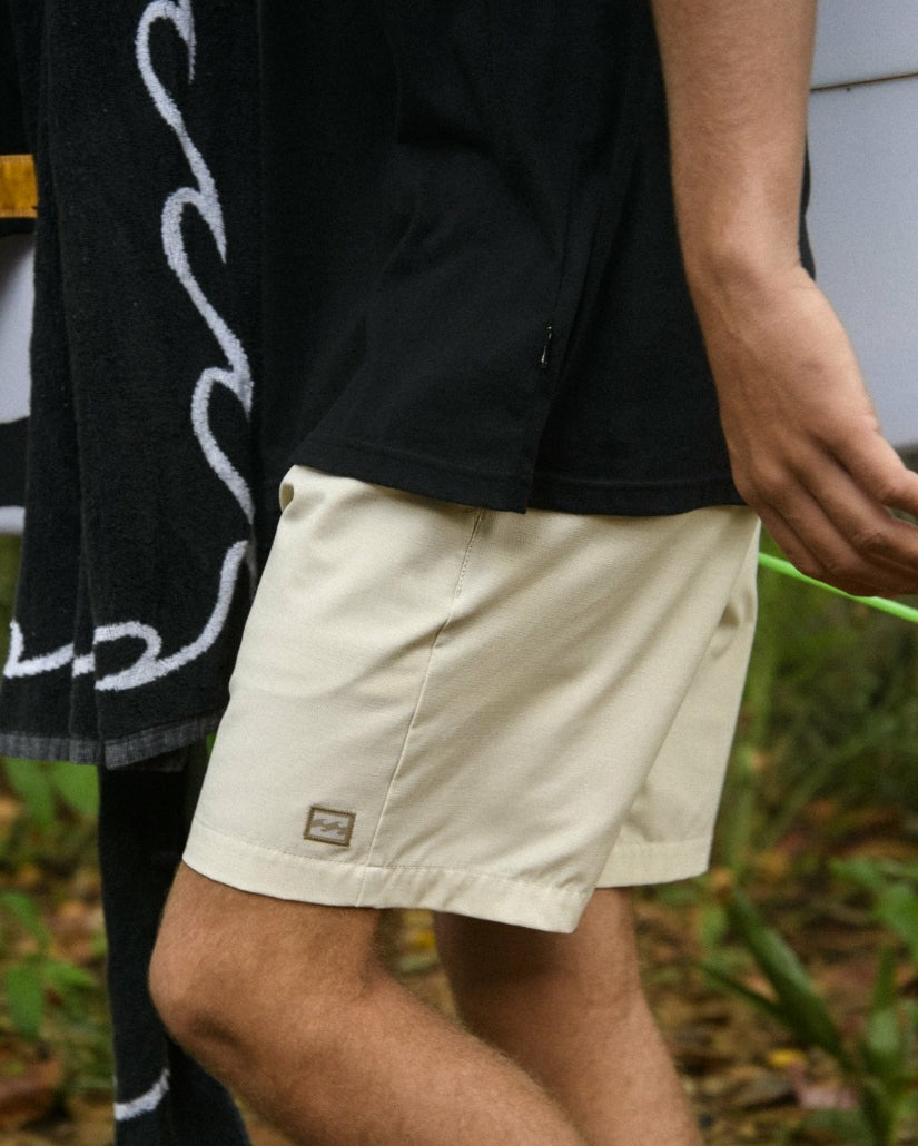 Billabong Crossfire Submersible 21" Hybrid Shorts - Bleached Sand