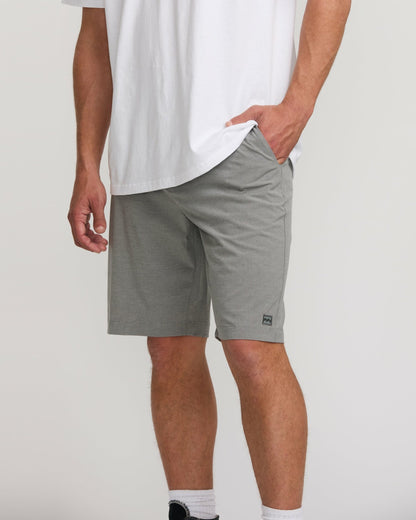 Billabong Crossfire Submersible 21" Hybrid Shorts - Gray