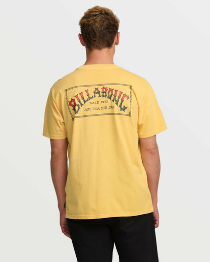 Billabong Original Arch Premium Wave Wash Tee - Vintage Gold