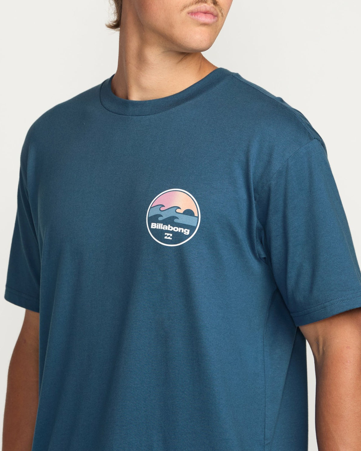 Billabong Runner Premium Tee - Deep Blue