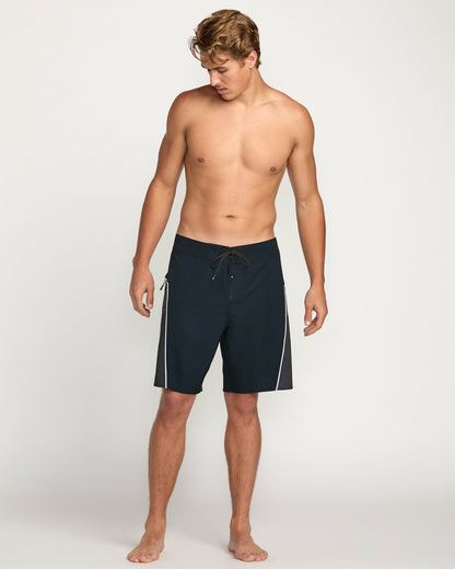 Billabong Straddie Pro Performance 20" Boardshorts - Stealth