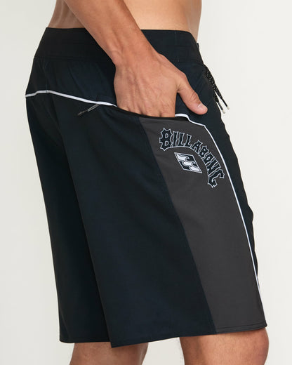Billabong Straddie Pro Performance 20" Boardshorts - Stealth