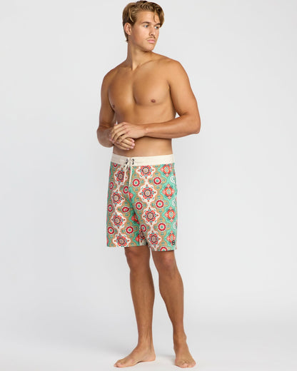 Billabong Sundays Lo Tide 19" Boardshorts - Sand
