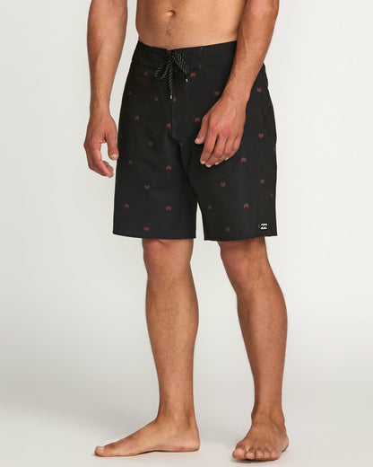 Billabong Sundays Pro Performance 19" Boardshorts - Black