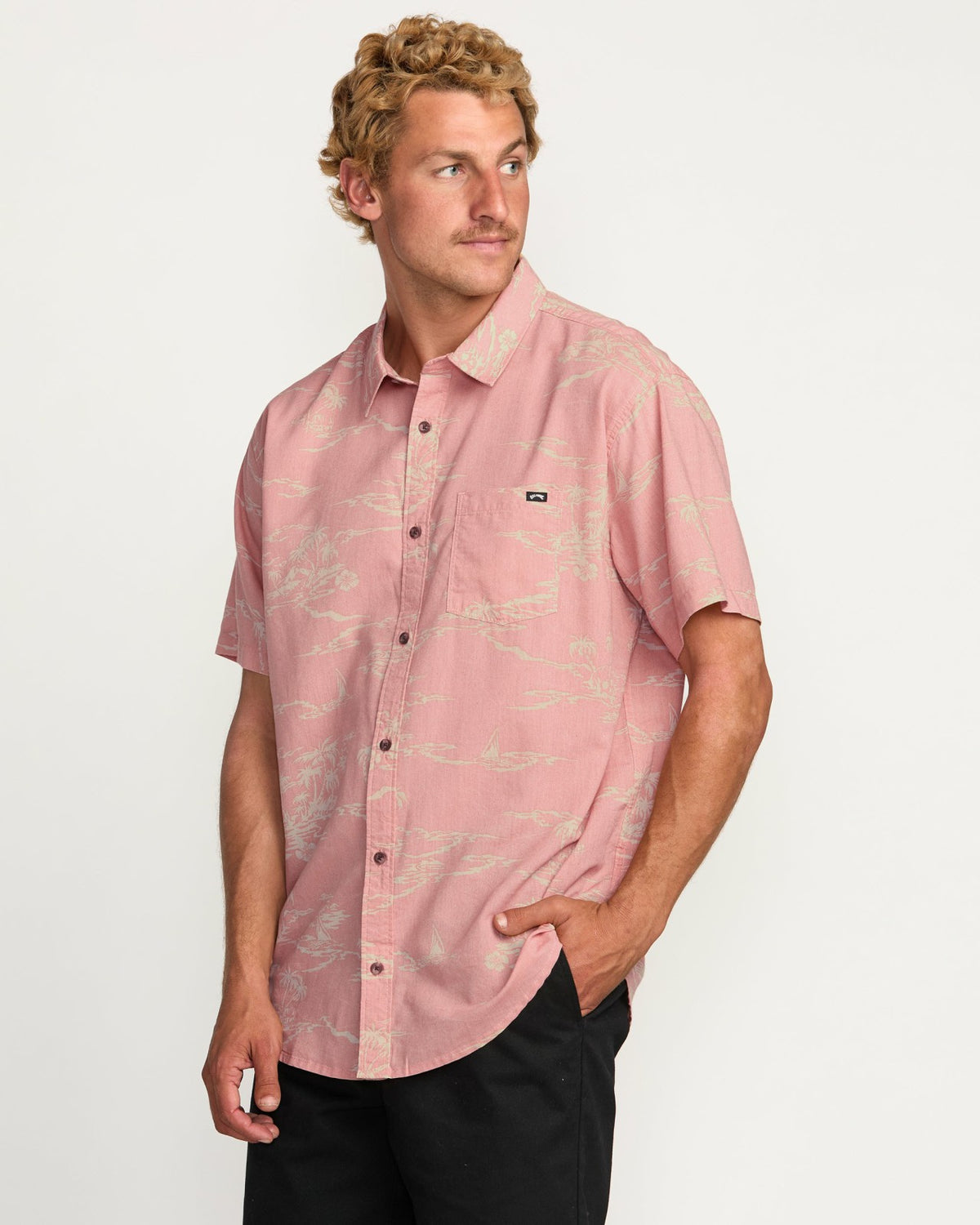 Billabong Sundays Short Sleeve Shirt - Dust Red