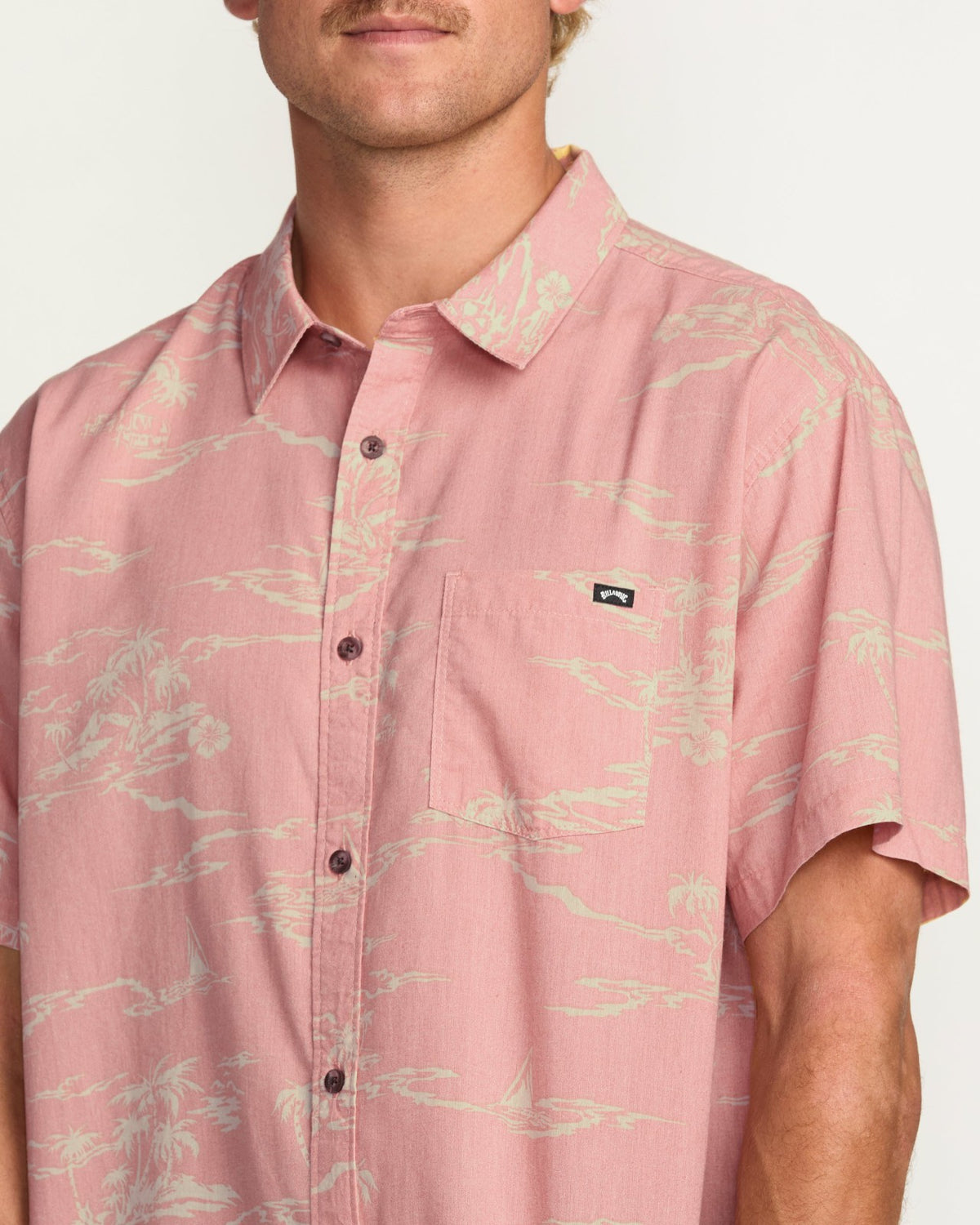 Billabong Sundays Short Sleeve Shirt - Dust Red