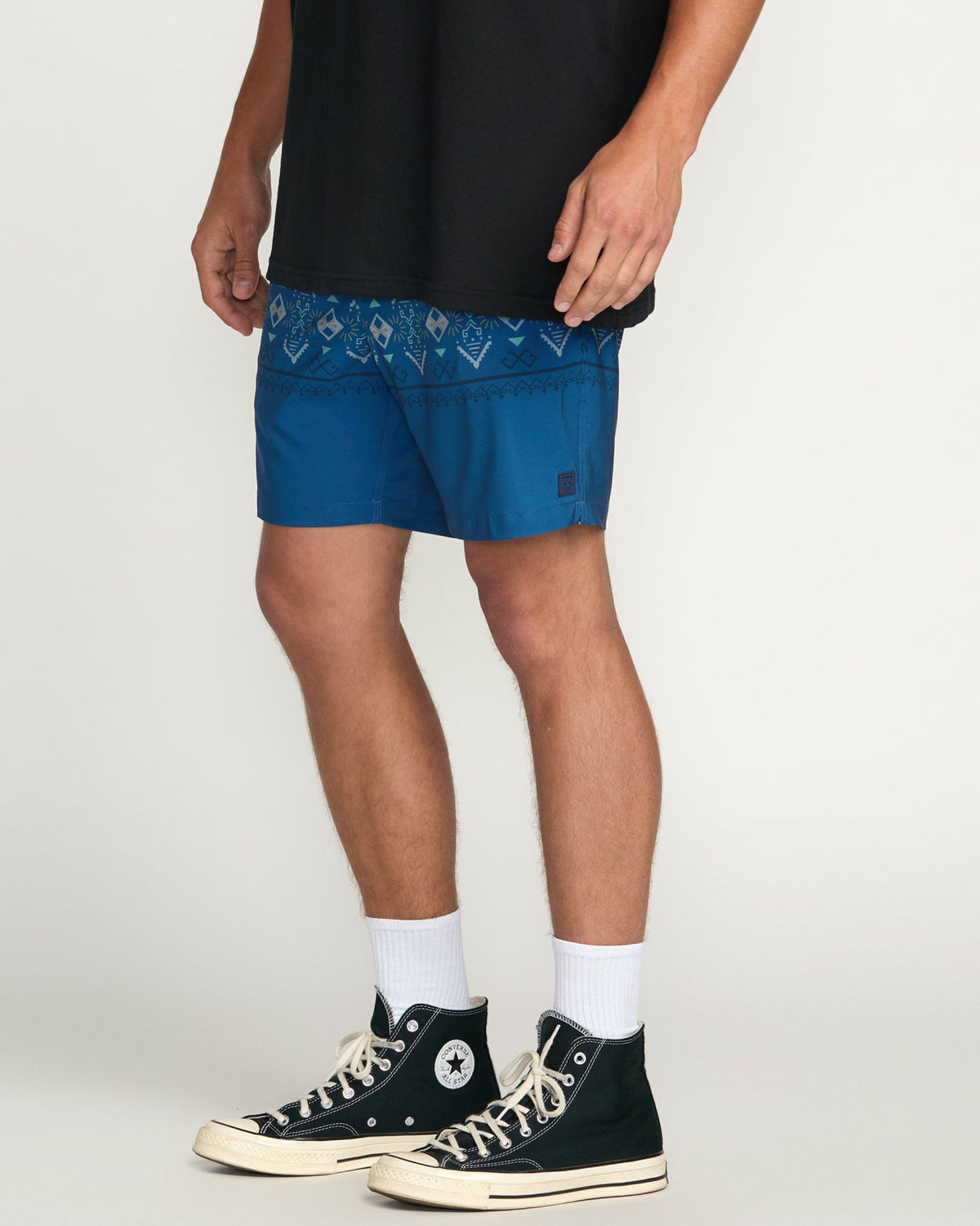 Billabong Surftrek Elastic Submersible 17" Hybrid Shorts - Deep Blue