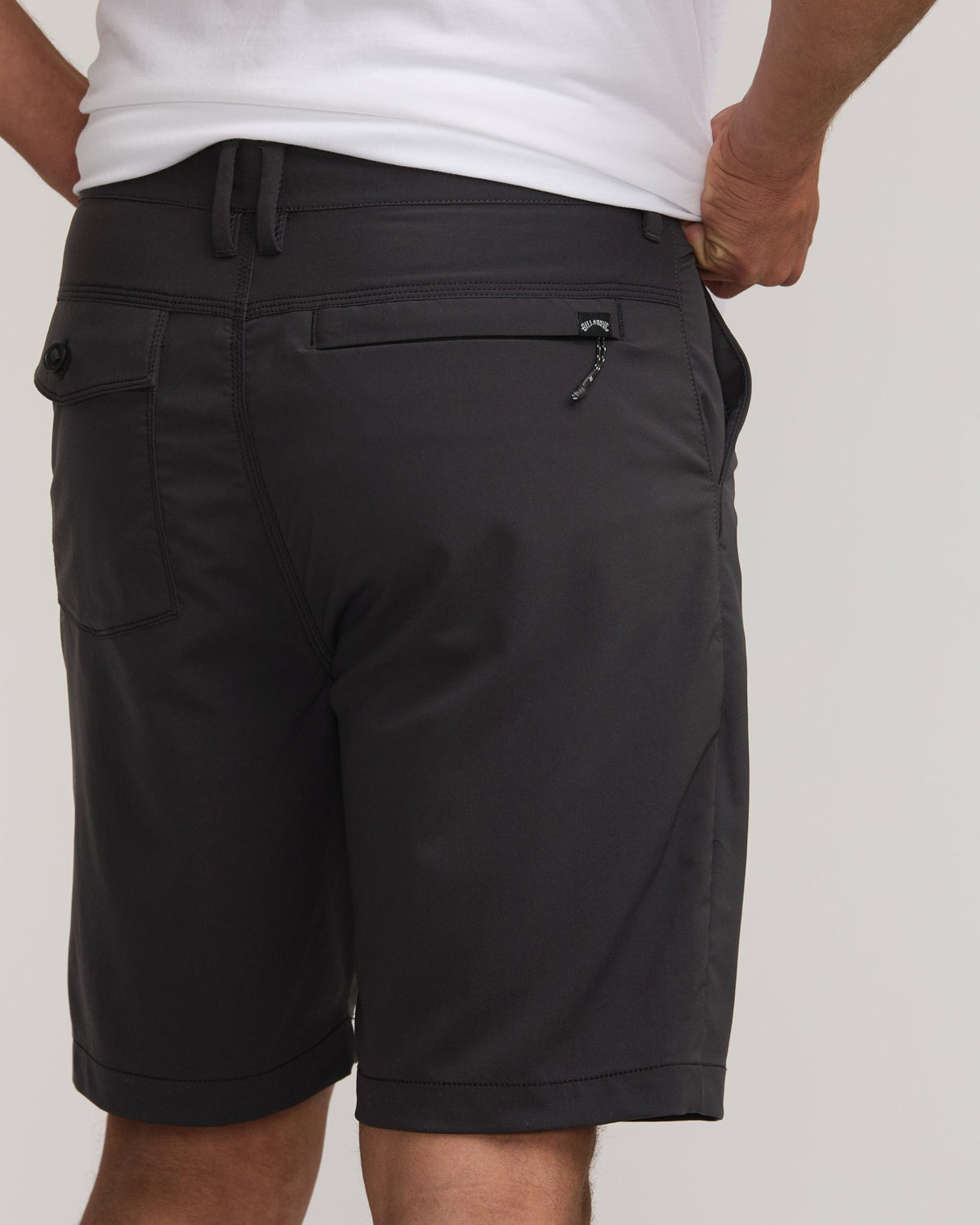 Billabong Surftrek Journey 20" Hybrid Shorts - Black