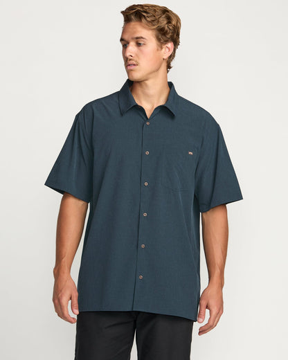 Billabong Surftrek Perf Short Sleeve Shirt - Navy