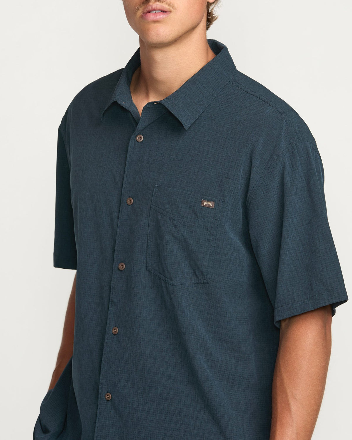 Billabong Surftrek Perf Short Sleeve Shirt - Navy