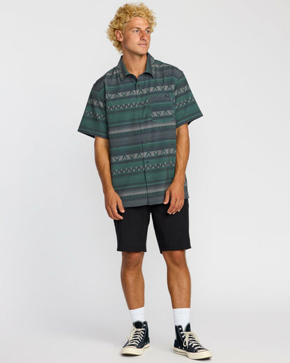 Billabong Surftrek Transit Short Sleeve Shirt - Navy