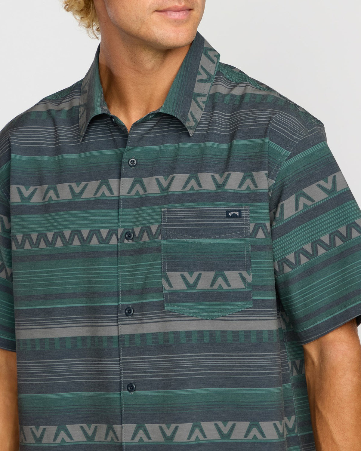 Billabong Surftrek Transit Short Sleeve Shirt - Navy