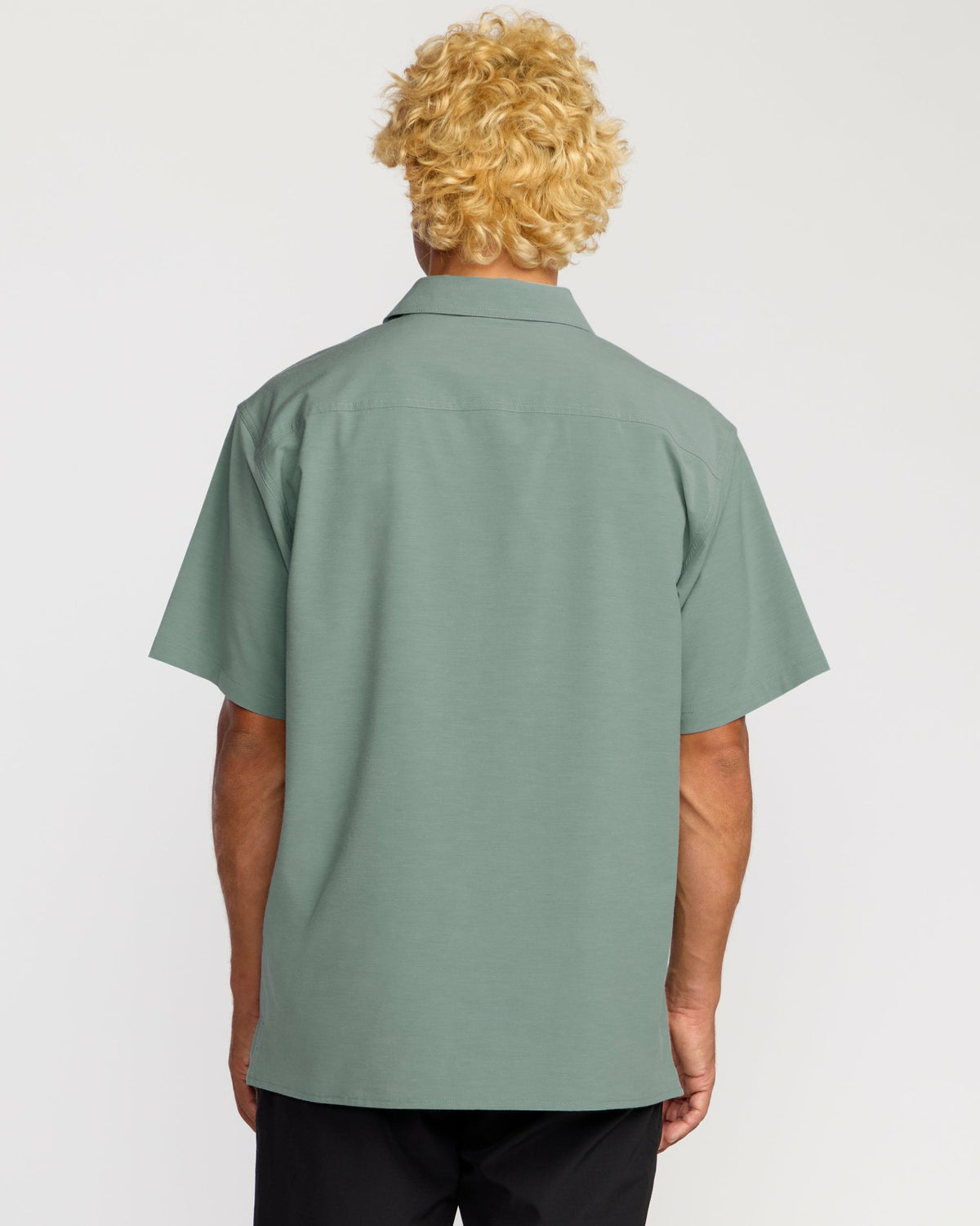 Billabong Surftrek Transit Short Sleeve Shirt - Sea Blue